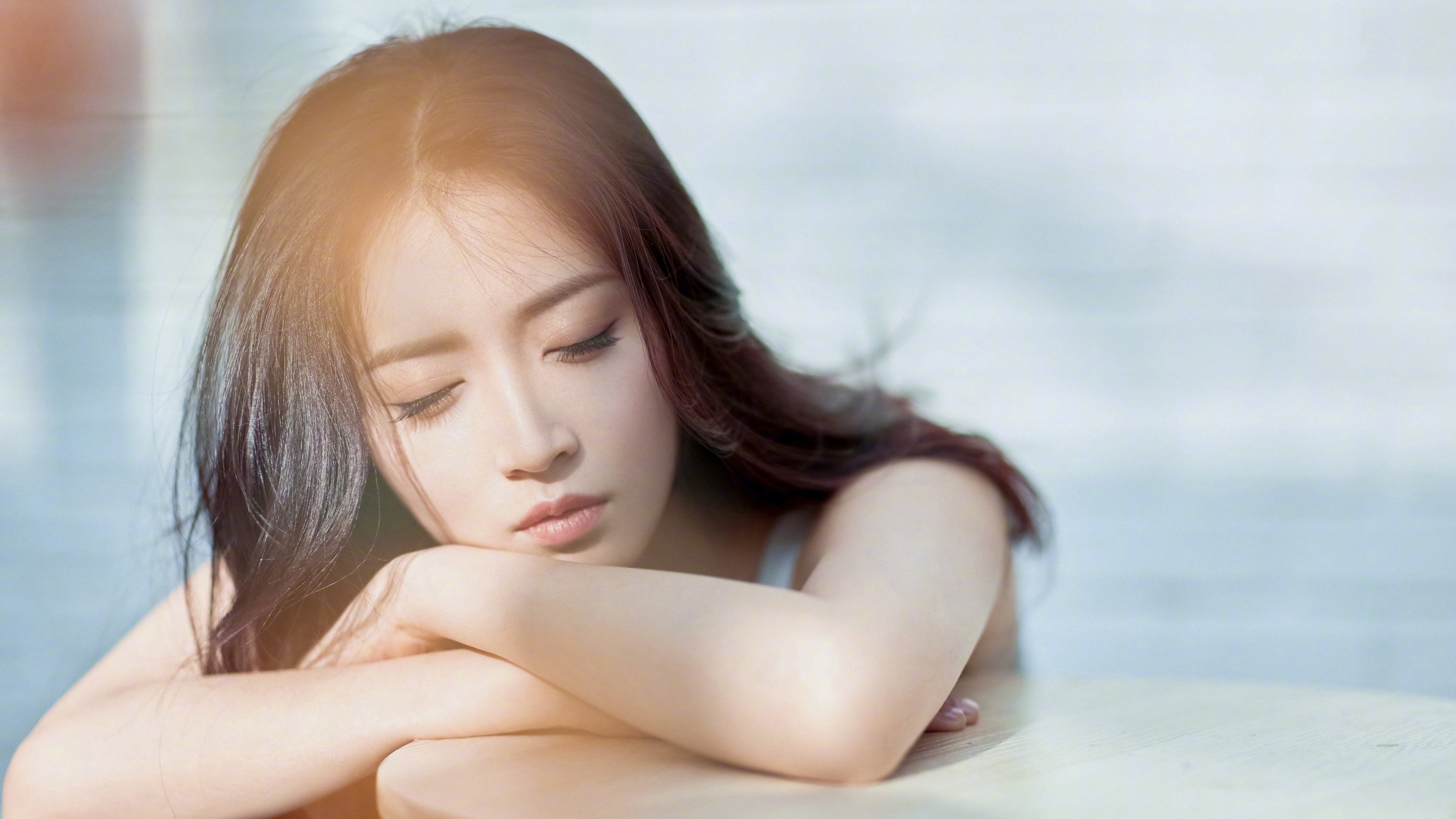 Jiu You-萨卡在对阵曼联的比赛中上演帽子戏法，萨卡踢什么位置