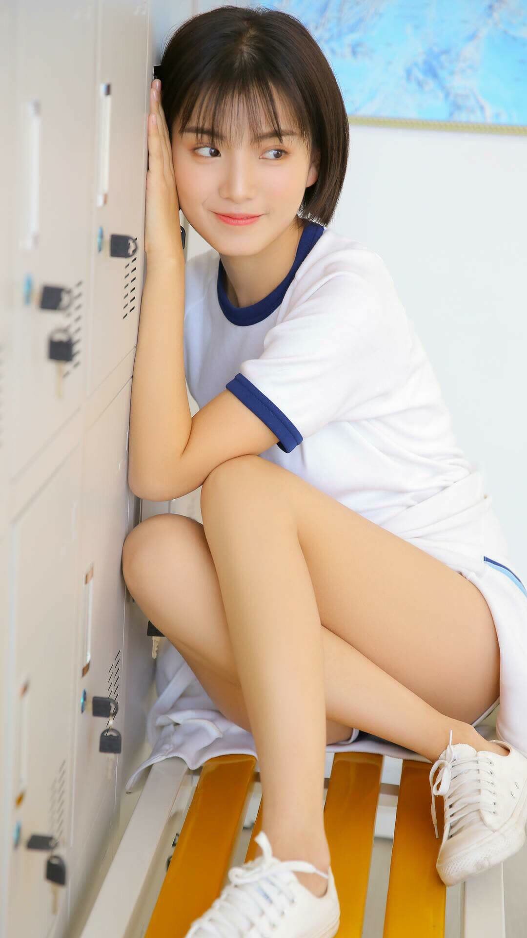 五大联赛是否因反击频率提升而调整边后卫站位,五大联赛的强队