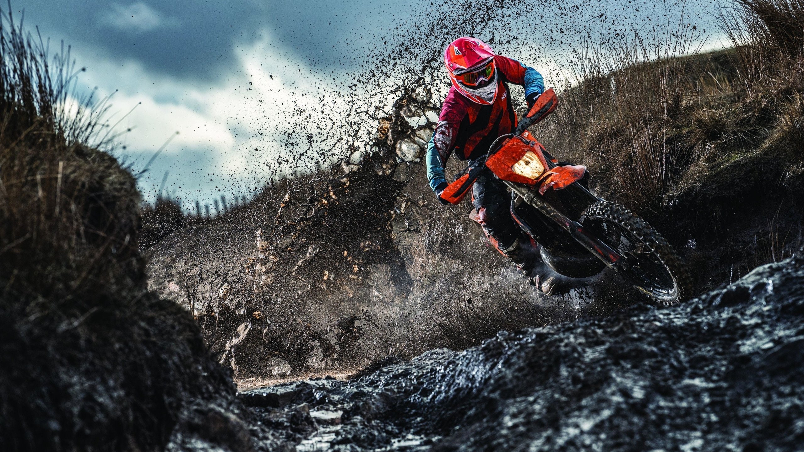 德甲青训团队引入语言策略对抗训练强化心理抗压表现,德甲新人